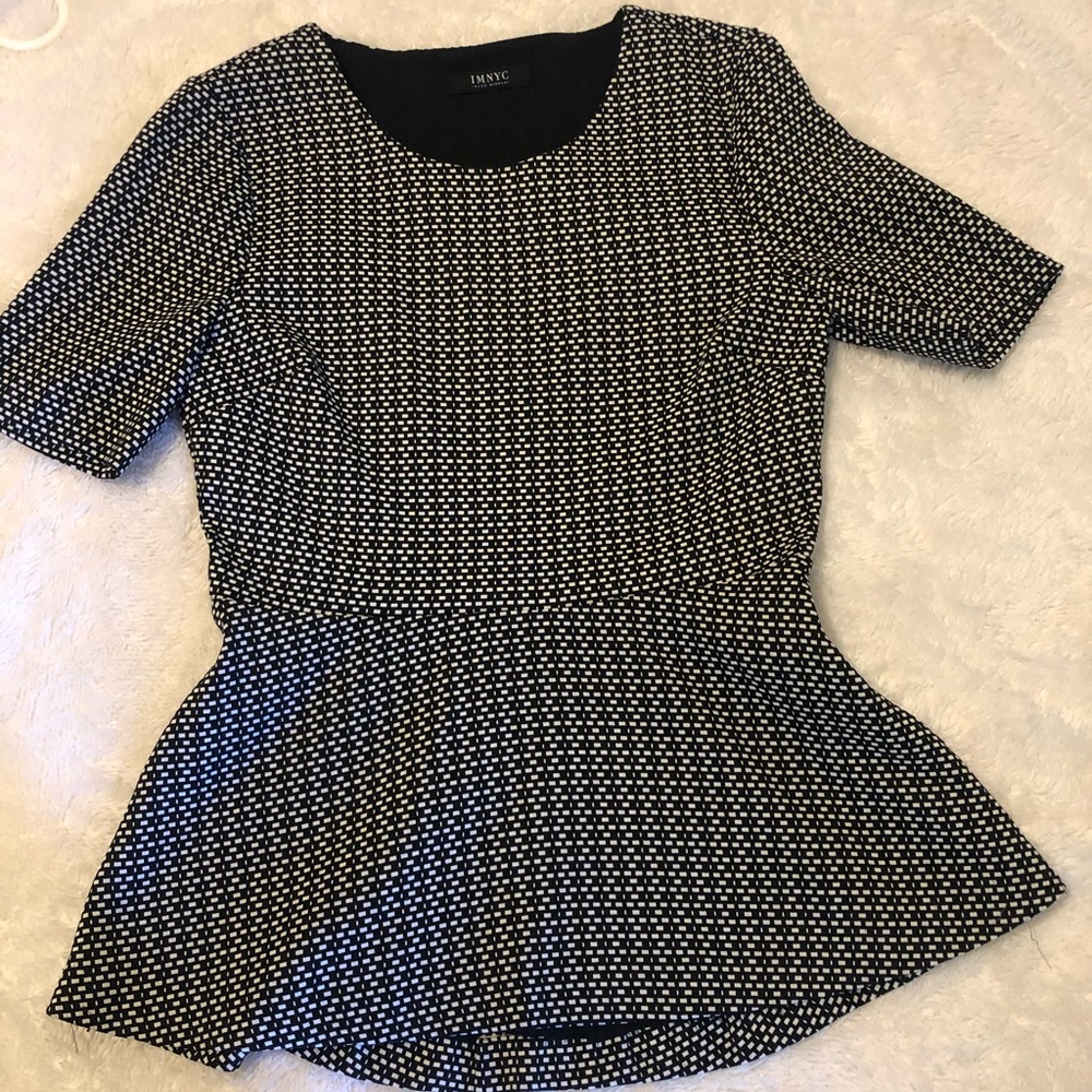 Super cute top IMNYC by Isaac Mizrahi